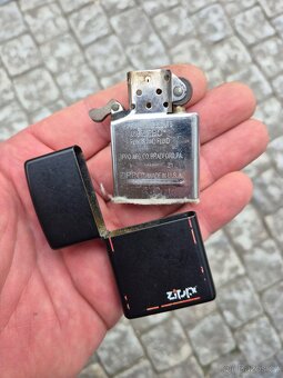 benzínový zapalovač Zippo, Made in U.S.A. - 4