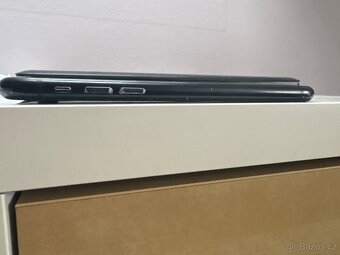 Iphone Xr - 4