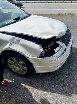 Volkswagen 1999 – pojízdný, vhodný na náhradní díly - 4