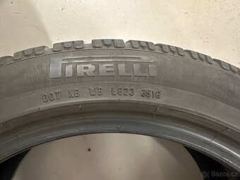 2x PIRELLI SOTTOZERO WINTER 240 S.II 235/45/18 - 4