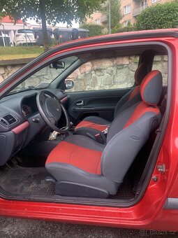 Renault Clio Extreme - 4