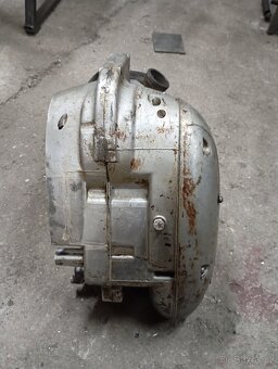 Motor 250 pérák FJ - 4