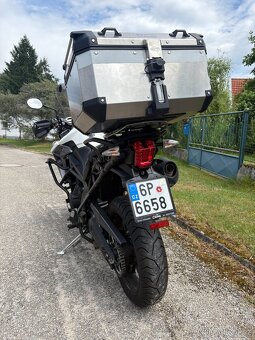 Triumph Tiger 800 XRx - 4