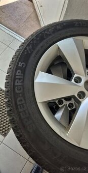 Škoda Kodiaq zimní 215/65R 17 HXL Semperit, vč. disků - 4