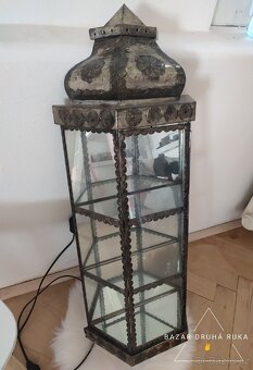 Prosklenná závěsná skříňka - 4