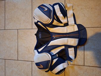 Hokejová výstroj použitá na postavu 186 cm - 4