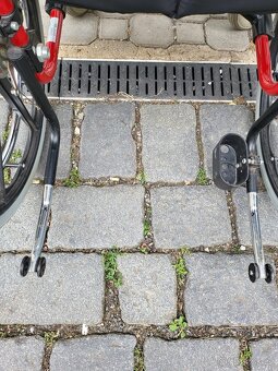 invalidní vozík, 4 brzdy, široký - 4