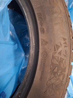 zimní sada pneu 215/55 R 17 98V - 4