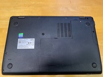 Fujitsu Lifebook A3510 – i3 10.gen, 8GB RAM, 256GB SSD - 4