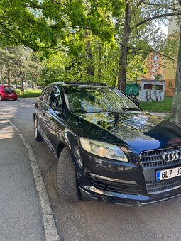 Prodám audi q7 - 4