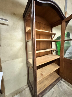 Retro skříň (historická) - 4