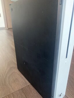 Xbox one s 1tb +hry - 4
