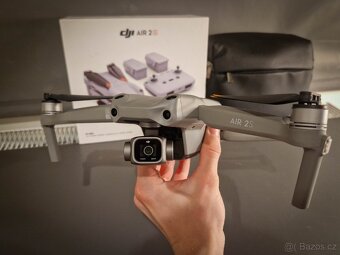 Dron DJI Mavic Air 2S Fly More Combo - 4