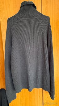 Černý rolákový svetr BERSHKA, velikost L – univerzální, tepl - 4
