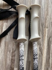 Dětské carvingové lyže HEAD 126cm + hůlky - 4