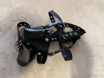 Latexový roubík / postroj na hlavu vel.UNI - 4