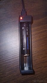 usb nabijecka baterií 18650 - 4