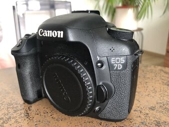Canon 7D - 4