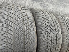 Zimní pneu 265/50/19 Bridgestone RFT - 4
