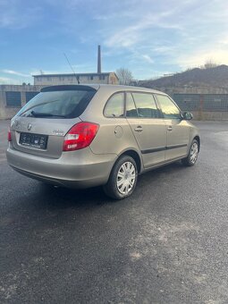 Škoda fabia 2 1.4 16v - 4