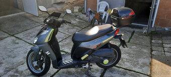 Aprilia Sportciti 200 ccm, 13,8 Kw - 4