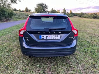 V 60 D2 84kW, kůže, city safety, satelitní navigace - 4