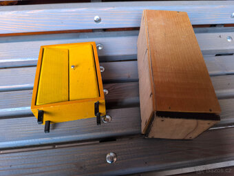 Staré hračky, dřevěný nábytek pro panenky,retro hračky - 4