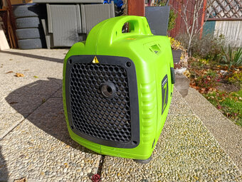 Elektrocentrála ZIPPER benzínová invertorová - 4