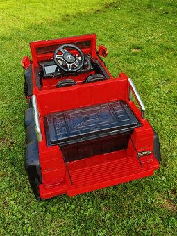 Dětské autíčko Mercedes-Benz G63 AMG 6x6 - 4