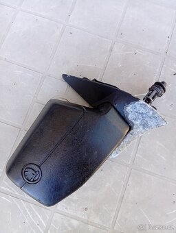 Prodám na Škoda Favorit náhradní díly. - 4