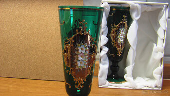 DVĚ DÁRKOVÉ ČÍŠE - 4