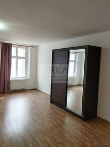 Pronájem cihlového bytu 3+1 v centru města Olomouc - 4