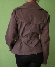 Hnědý jarní krátký kabátek New Look vel. 42 - 4