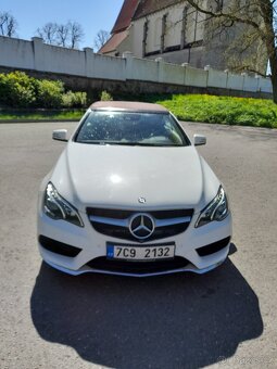 Mercedes -Benz - 4