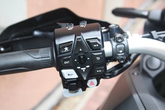 Honda Africa Twin CRF 1100 DCT plus manuál - 4