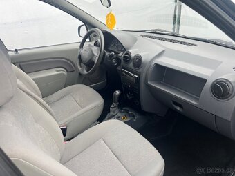 Dacia Logan, 1,4i (55 kW), původ ČR, tažné zařízení - 4