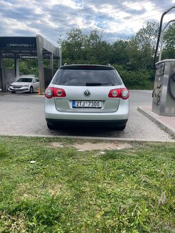 Volkswagen Passat B6  2.0 TDI - 4
