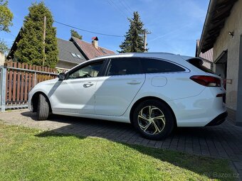 Hyundai i30 kombi 1.0 T-GDi 88 kW DCT, 1. majitel, 2022 - 4