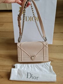 Dior ,,Diorama,, pudrová kabelka 25x16x6 cm - 4