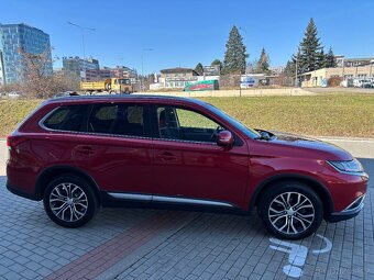 Mitsubishi Outlander 2.3Di-D 110kW 4x4 Automat - 4