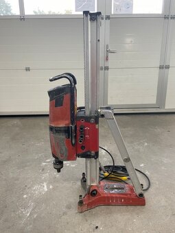 Jádrová vrtačka Hilti DD 200 + vrtací souprava Hilti DD-HD 3 - 4