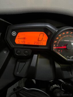 Yamaha XJ6 Diversion, r.v. 2012 - najeto pouze 26 000km - 4