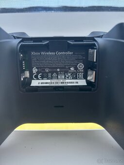 Xbox controller - 4