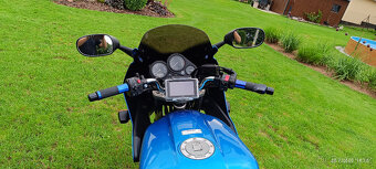 Yamaha FZS 600 Fazer - 4
