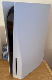 PS5 s 825GB + 2TB SSD s mechanikou a TV Samsung - 4