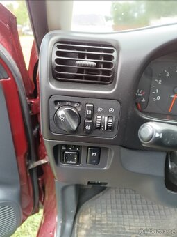 Frontera B 3,2 V6 na ND - 4