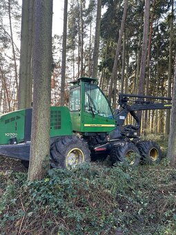 Prodám Harvestor John Deere  1070D Eco III - 4