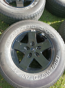 Sada Jeep Wrangler R17 5x127 Maxxis 265/70/17 - 4