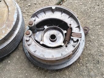 Štít střed kola jawa ČZ panelka 634 350 360 477 471 476 487 - 4