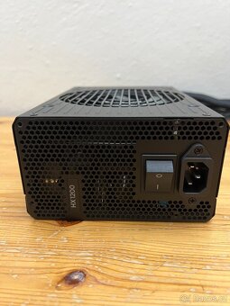 Zdroj Corsair HX1200 80 PLUS Platinum//Plně funkční//Záruka - 4